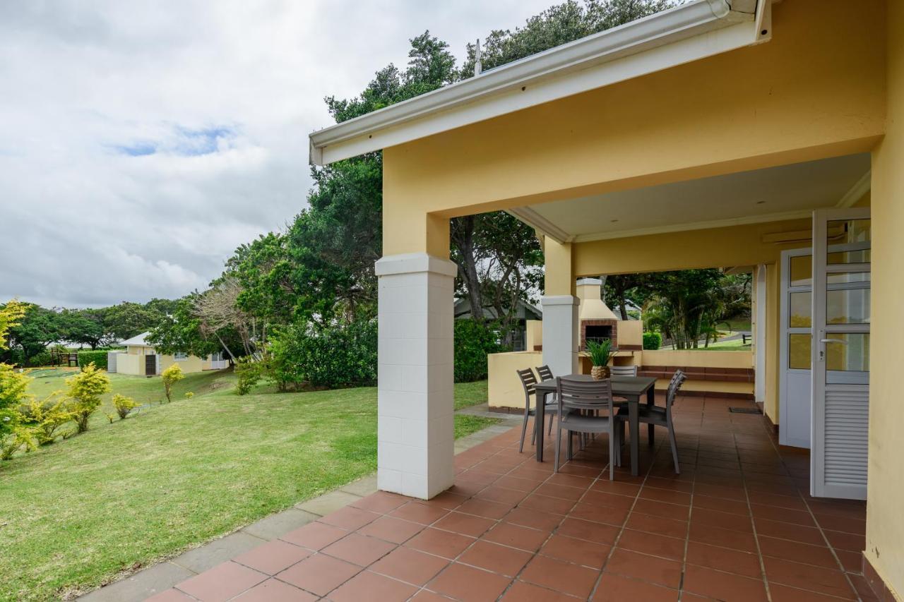 Villa Caylee Caribbean Estates - Ultra-Luxurious - Rimas Interiors Designs - Private Beachfront Escape - Premium Serviced For 8 Guests Port Edward Luaran gambar